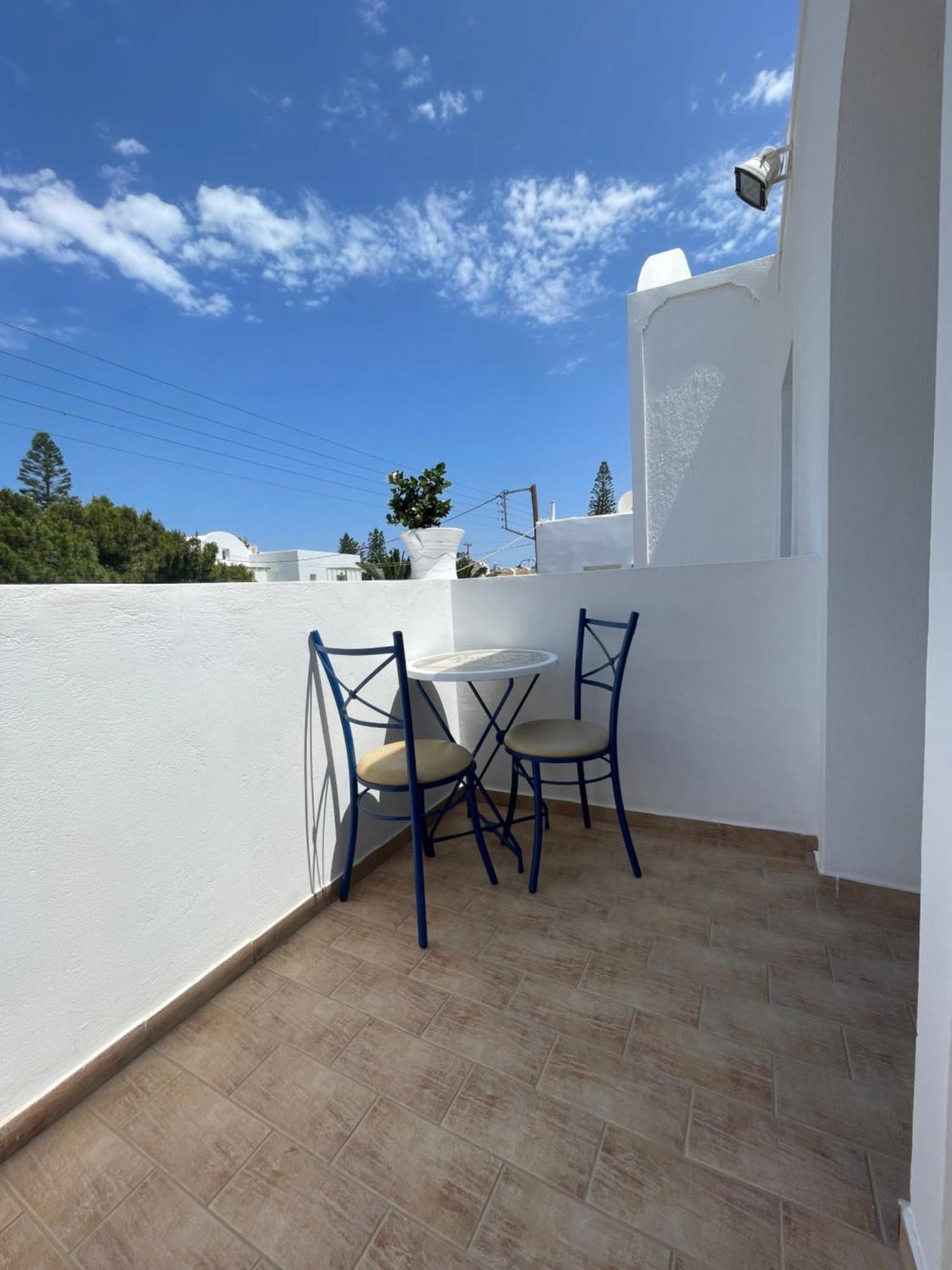 Leonidas Apartments Kamári Kültér fotó